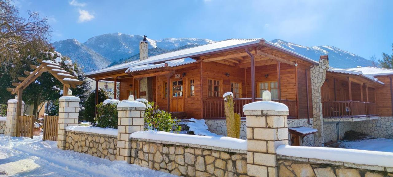 Xylino Chalet Kalavryta Exterior photo